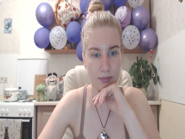 Live sex webcam photo for Ms_Charming #257146632