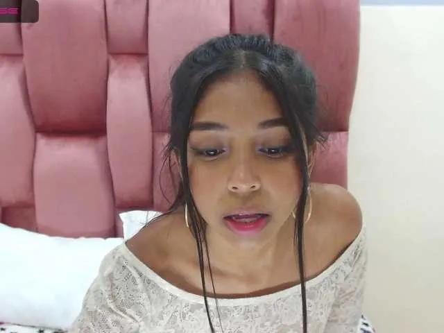 Live sex webcam photo for JessyVega #261723473