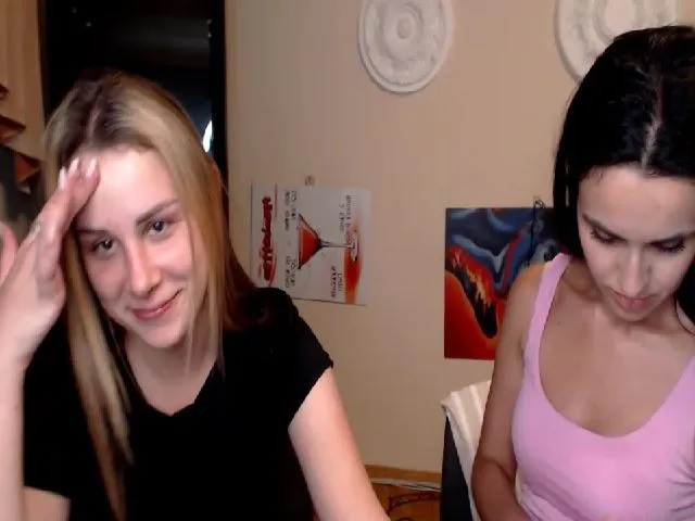 Live sex webcam photo for PolliMilk #255893709