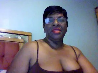 Live sex webcam photo for asianleanne #240566766