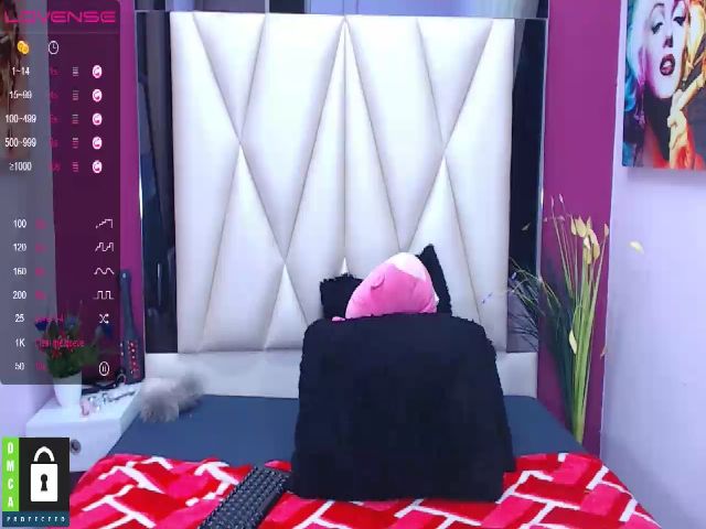 Live sex webcam photo for Tiana_James1 #264776595