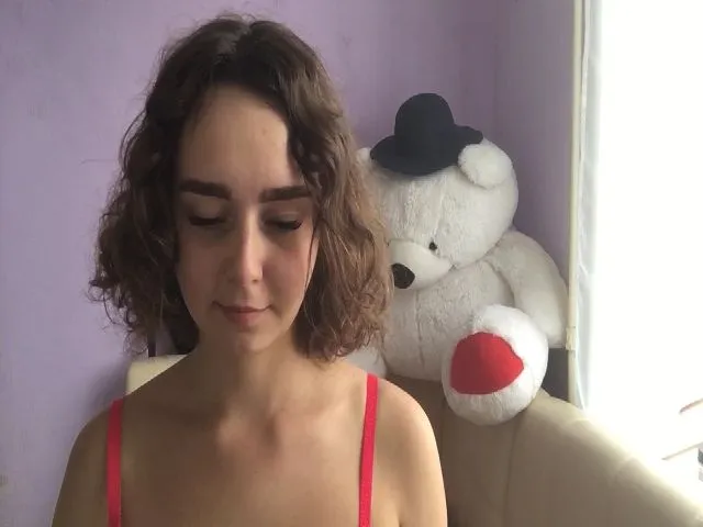 Live sex webcam photo for SmilingAlis #256790307