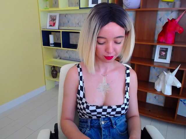 Live sex webcam photo for OutOfControl #251786614