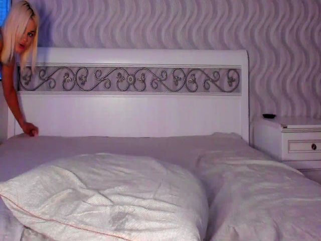 Live sex webcam photo for StephanyLuxe #287869604