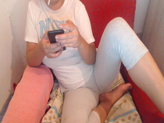 Live sex webcam photo for Carlastar00 #252370710