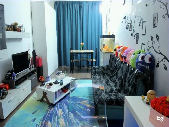 Live sex webcam photo for OneLife_ #252979646