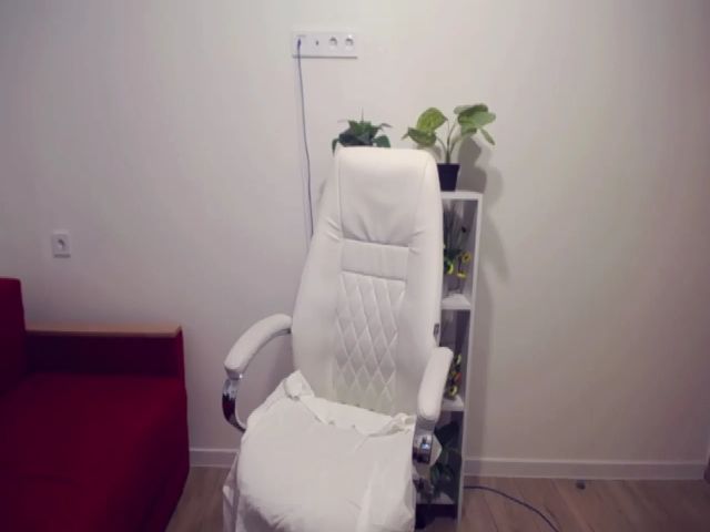 Live sex webcam photo for Viktoria_Vi #262503721