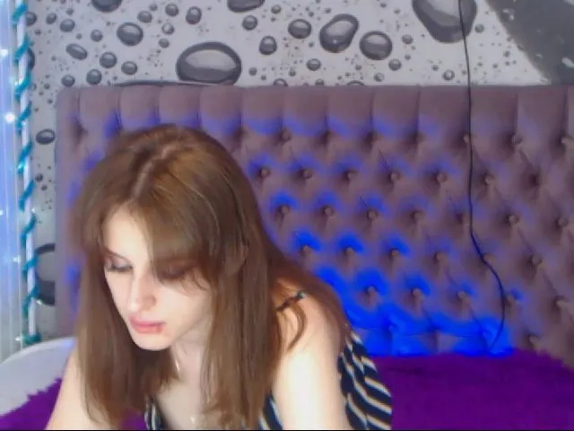 Live sex webcam photo for MaylyWalss #255176912
