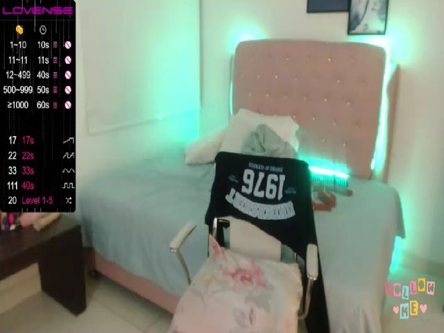 Live sex webcam photo for jessikplayhot #253590629