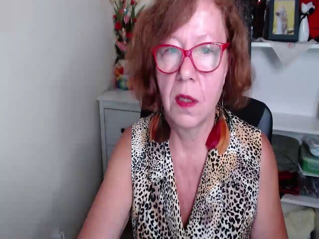 Live sex webcam photo for Adele_69 #259200474
