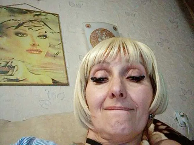 Live sex webcam photo for Ryzhulya1 #244056263