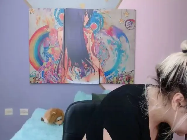 Live sex webcam photo for Anyela_bubble #252680051