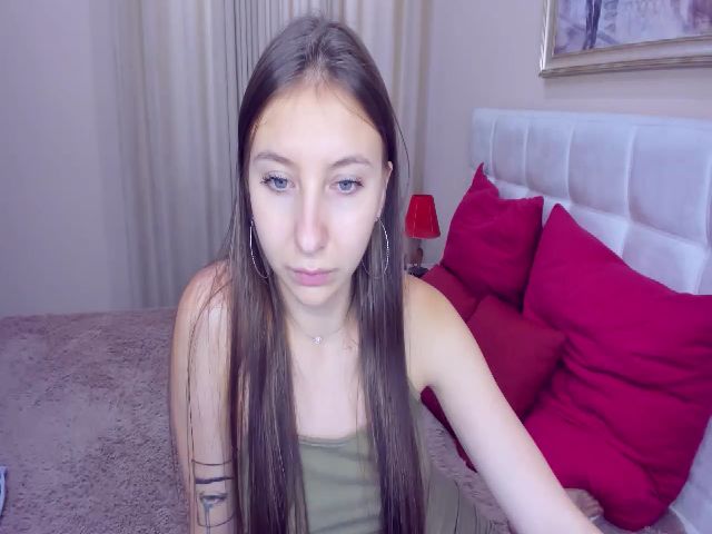 Live sex webcam photo for NellyShine #262093066