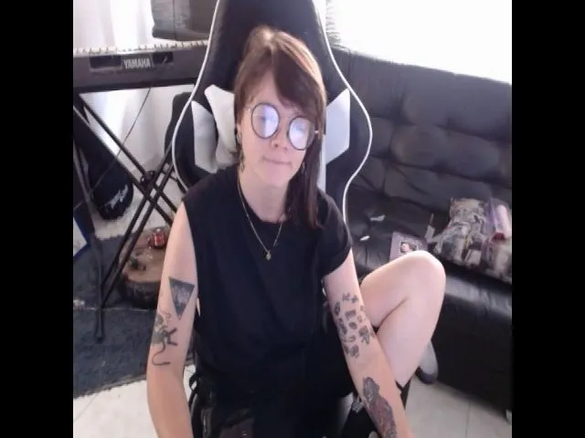 Live sex webcam photo for Arya_stark_ #265605743