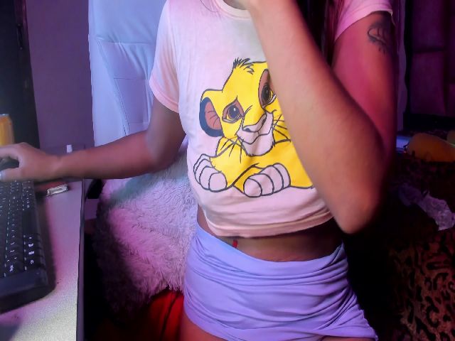 Live sex webcam photo for Isa__santos #260975683