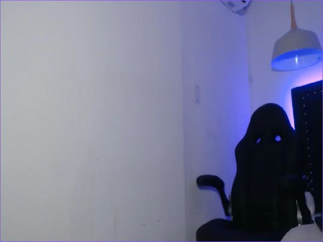 Live sex webcam photo for Vanessa_Samir #253690289