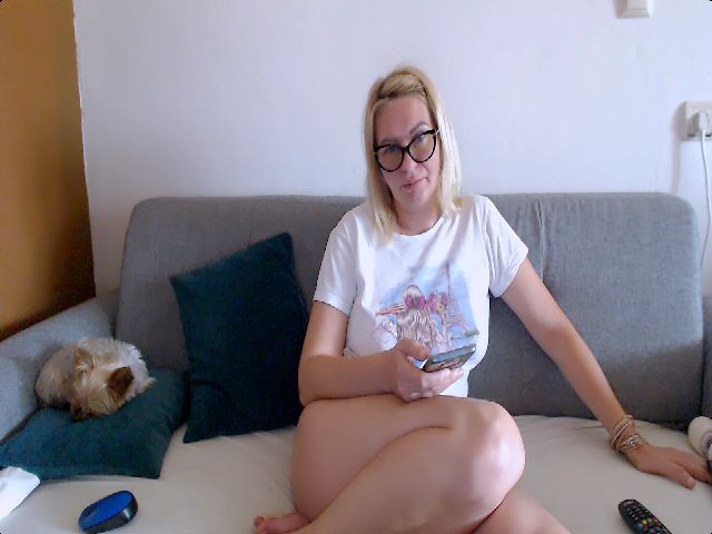 Live sex webcam photo for Stephycute #257549649