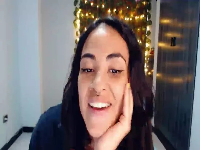 Live sex webcam photo for Luna__sparkly #257666925