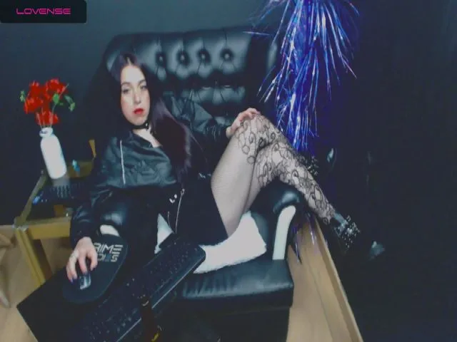 Live sex webcam photo for samantasmithh #265382318