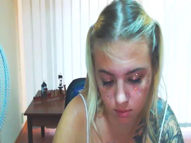 Live sex webcam photo for KalipsoHun #262024513