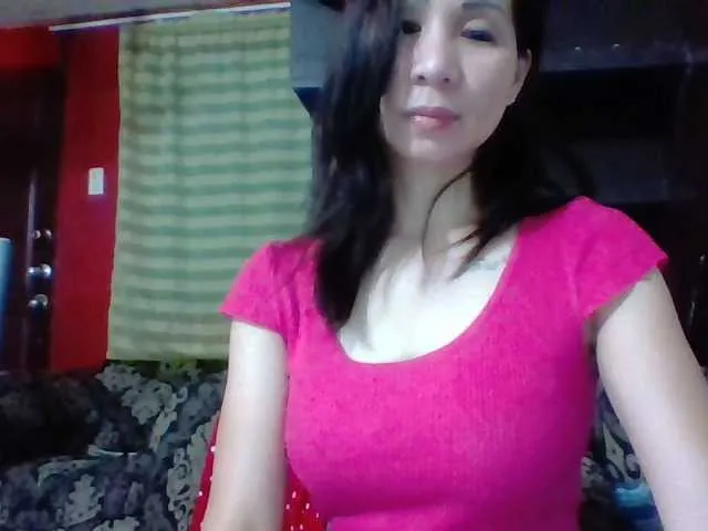 Live sex webcam photo for pornadrianna #244293655