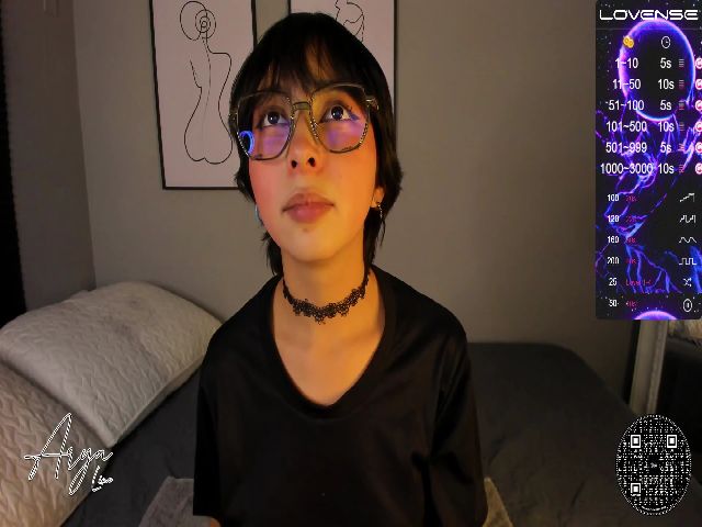 Live sex webcam photo for Arya_Line #252436490