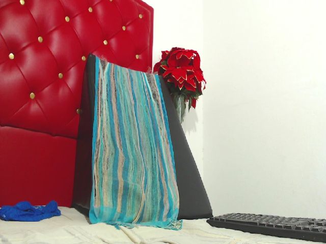 Live sex webcam photo for VioletaClay #259279712