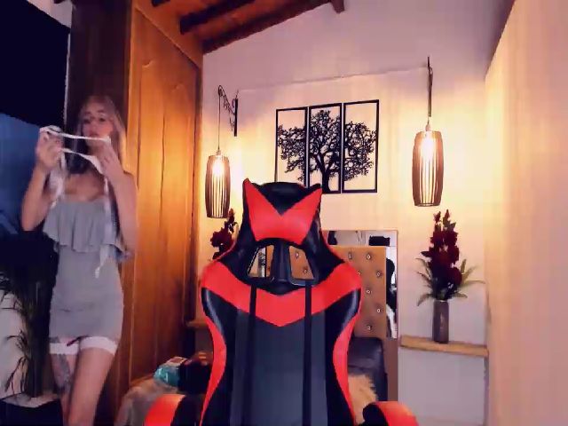 Live sex webcam photo for Saory_kido #252662316