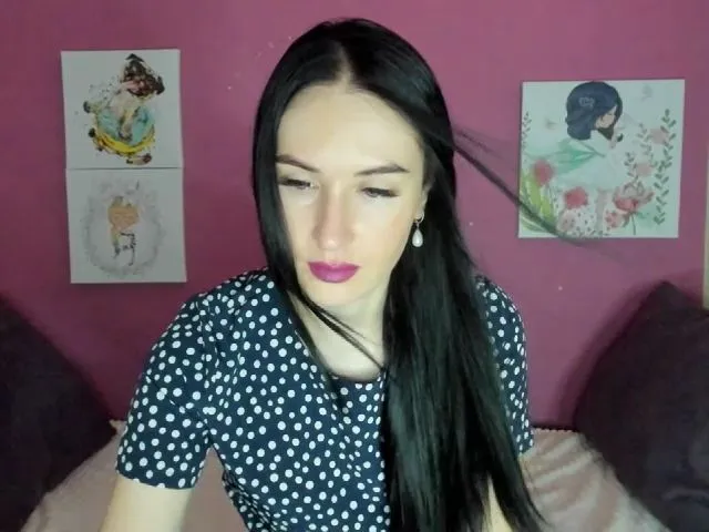 Live sex webcam photo for Lilly_Shine #265267473