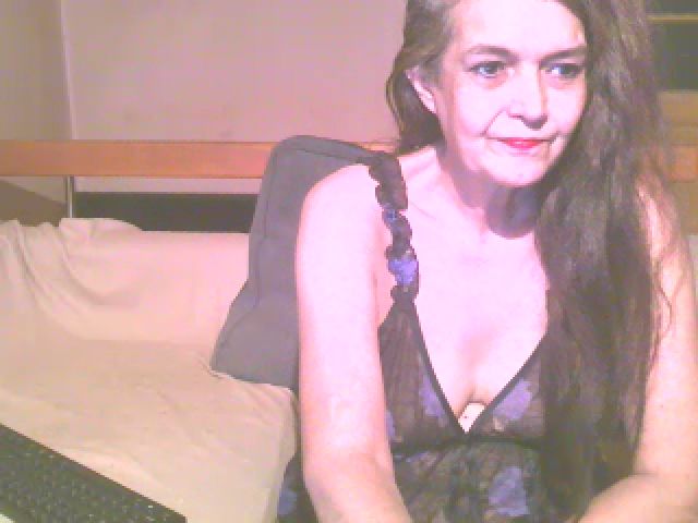 Live sex webcam photo for Lili_Mari69 #252593808