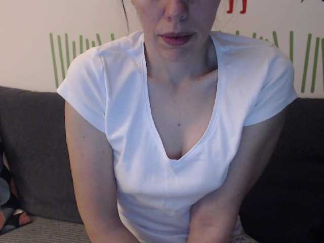 Live sex webcam photo for FoxMoony #241311284