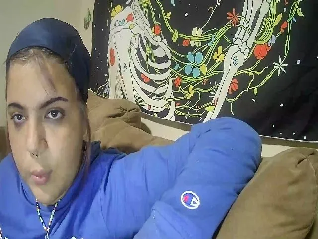 Live sex webcam photo for Lilmisspurp #256159774