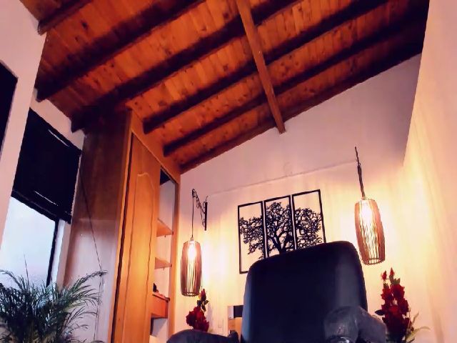 Live sex webcam photo for Saory_kido #262372140