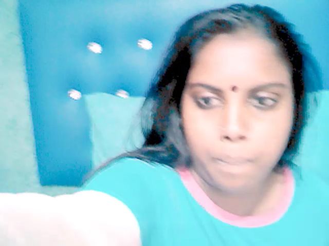 Live sex webcam photo for Indianpride #263625447