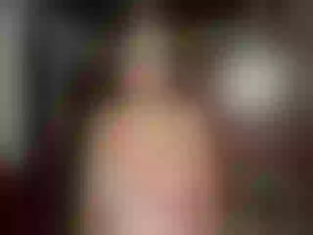 Live sex webcam photo for JenniferLuvv #259920701