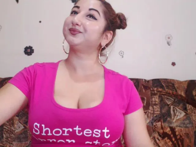 Live sex webcam photo for KinkyMyax #265427537
