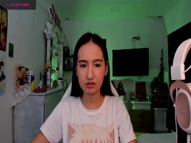 Live sex webcam photo for AnnieJulieth #258863028