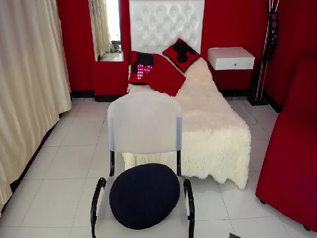 Live sex webcam photo for sweet__violet #254752665