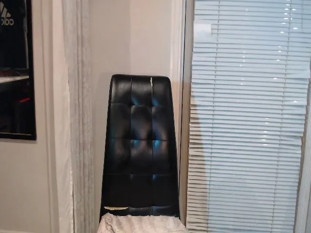 Live sex webcam photo for Africanbusty #256354172