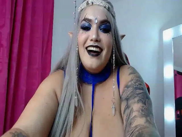 Live sex webcam photo for Kimmy_Vampire #264444063