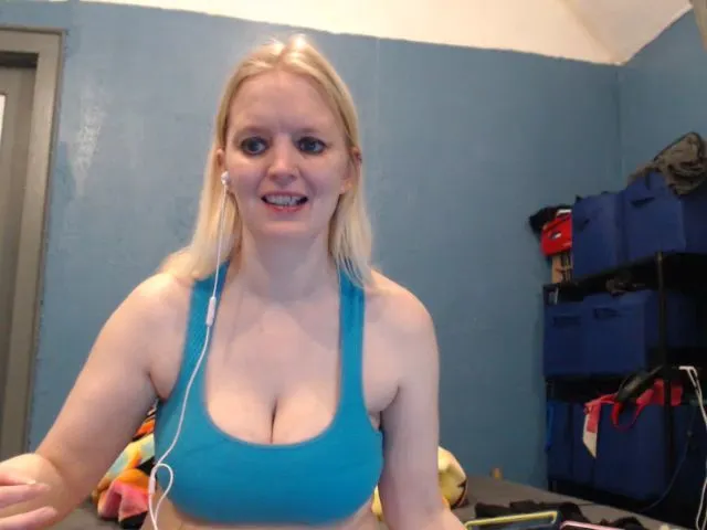 Live sex webcam photo for SexxySouthern #262818656