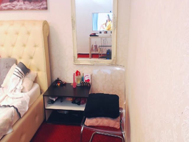 Live sex webcam photo for AlishaPacari #259491607