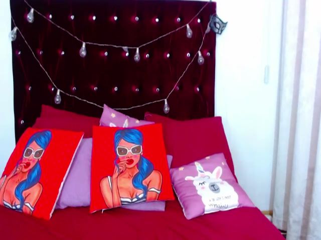 Live sex webcam photo for Lanna_Wolf #253376683