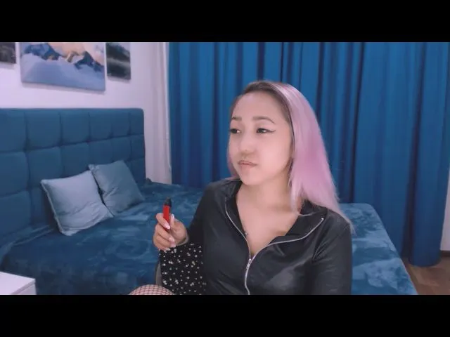 Live sex webcam photo for ArinaTigress #253741776