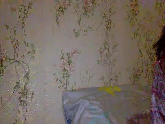 Live sex webcam photo for JolyBoss #253916537