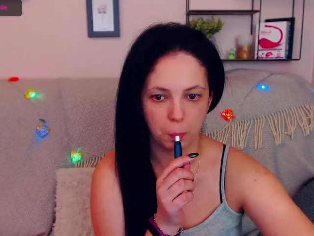 Live sex webcam photo for MilfVenus #241050043