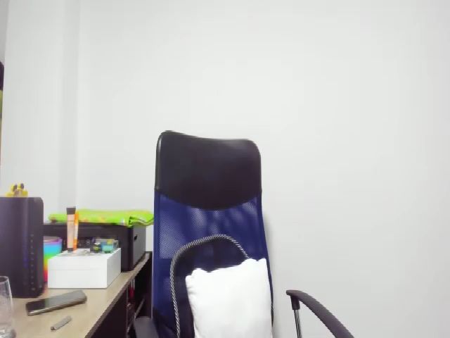 Live sex webcam photo for Wondertitsxxx #253589186