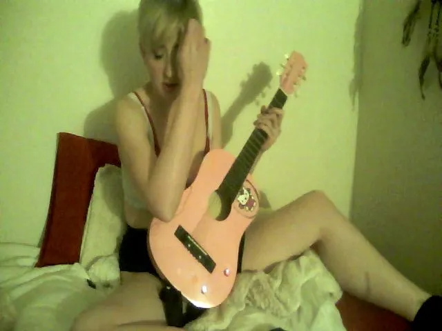 Live sex webcam photo for Alexiaishot #264177340