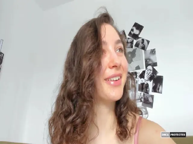 Live sex webcam photo for SpicyTrouble #256837014