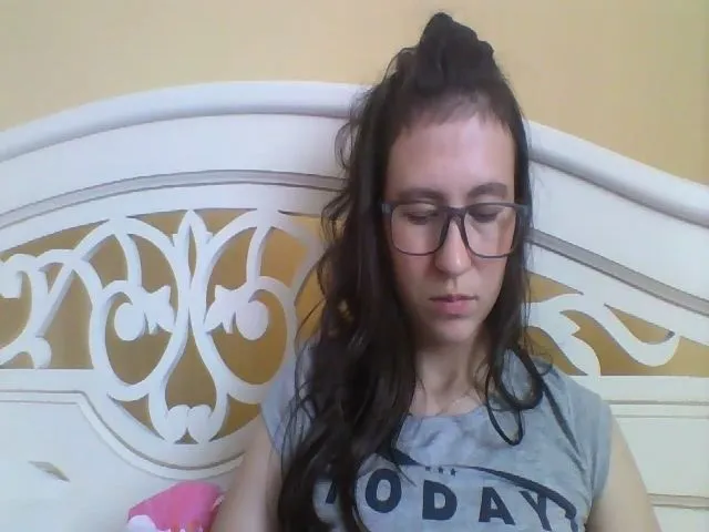 Live sex webcam photo for JUST7U #255922350